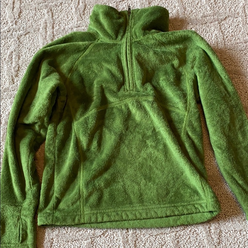 Girls green Obermeyer quarter zip. Size small EUC